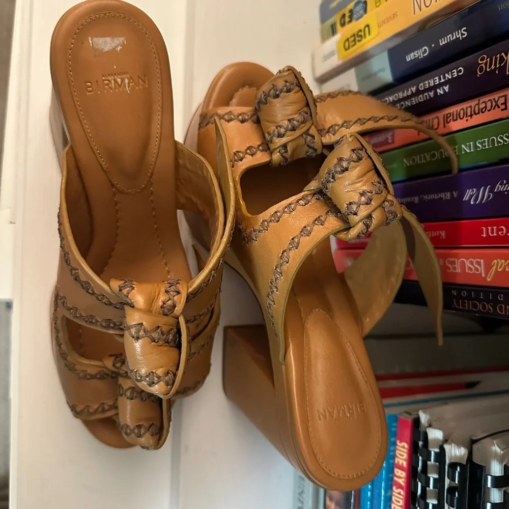 Alexander Birman Tan Platform with Bow Detail - Women
